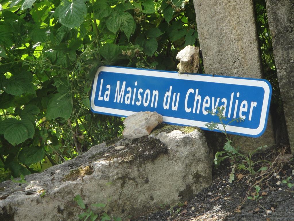 La Maison Du Chevalier Marat Eksteriør bilde